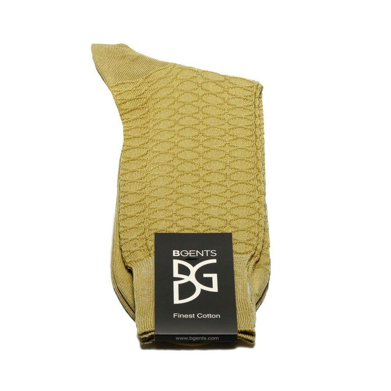 Feine Socken aus 100 % Baumwolle mit großem Wabenmuster in Gelb von BGENTS gelegt