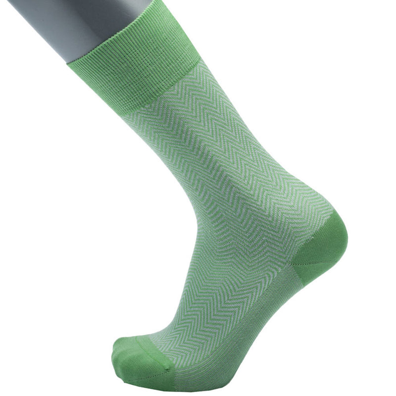 Feine Socken aus 100 % Baumwolle mit Fischgrätenmuster in Grün, Gr. 41/42 - BGENTS