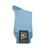 Feine Socken aus 100 % Baumwolle mit Fischgrätenmuster in Hellblau von BGENTS gelegt