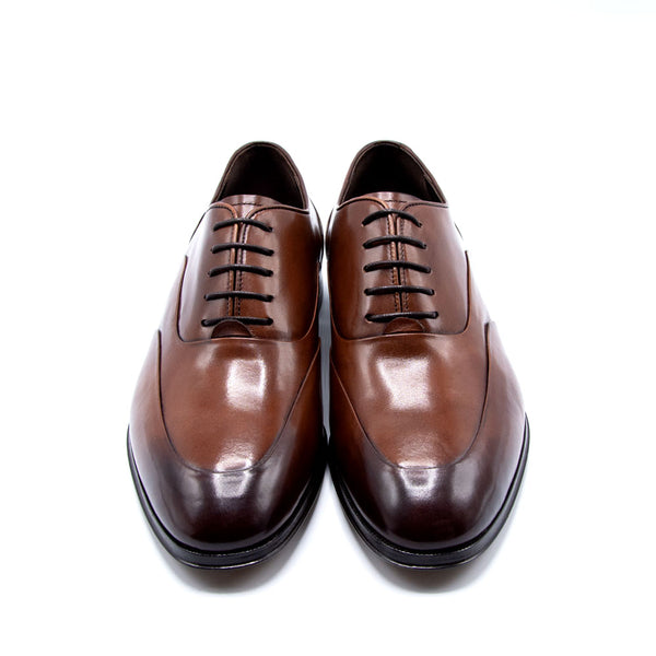 Oxford Shoes in Cognac