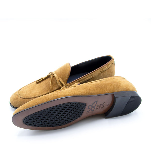 Loafer aus Veloursleder mit Schleife in Camel