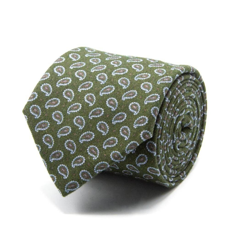 Grüne Baumwoll-Krawatte mit Paisley-Muster gerollt