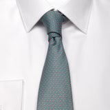 Mogador-Krawatte in Mintgrün mit Paisley-Muster von BGENTS am Hemd gebunden
