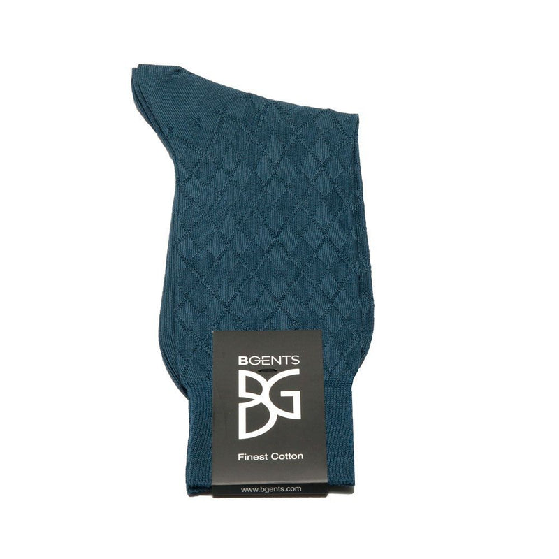 Feine Socken aus 100 % Baumwolle mit Rauten-Muster in Petrolblau von BGENTS gelegt