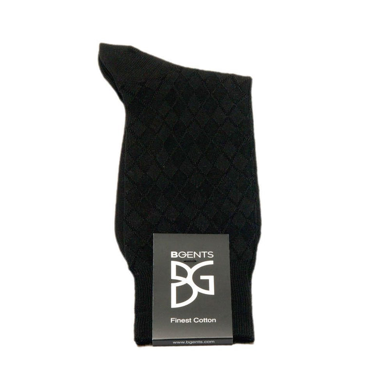 Feine Socken aus 100 % Baumwolle mit Rauten-Muster in Schwarz von BGENTS gelegt