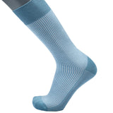 Feine Socken aus 100 % Baumwolle mit Streifenmuster in Hellblau, Gr. 41/42 - BGENTS